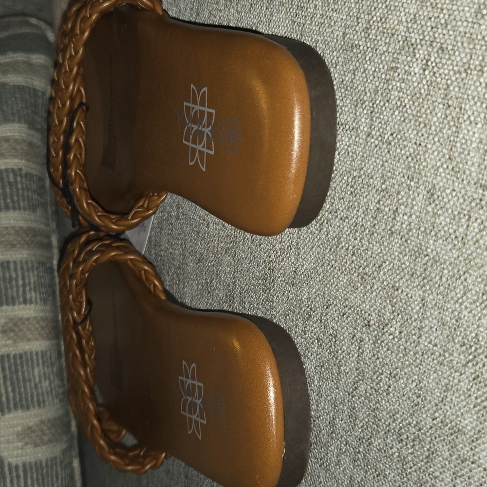 Serra Braided Tan Women's Sandals - Picture 3 of 4
